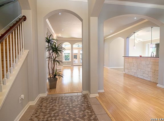 5th image of 6110 Ginger Rise