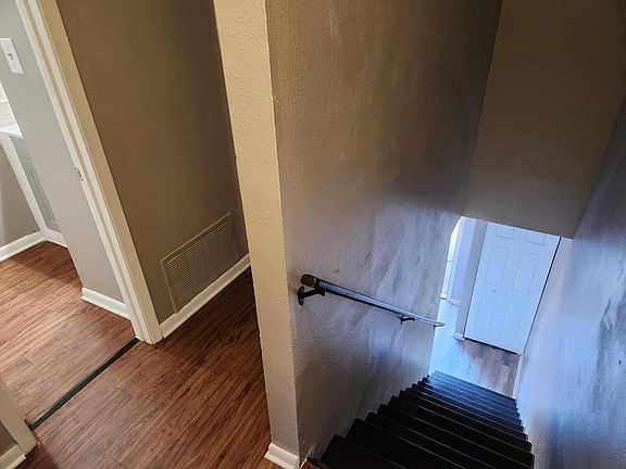 3rd image of 12 Serendipity Ln #12