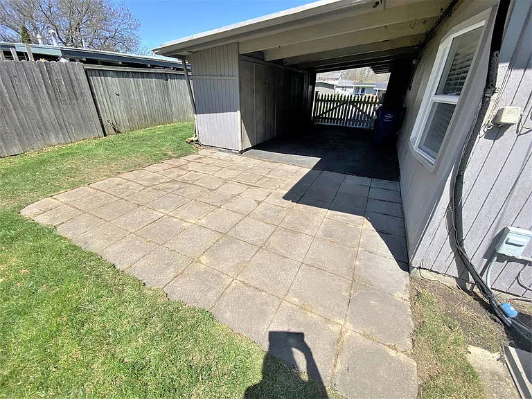 2443 Edgevale Rd — Photo 30