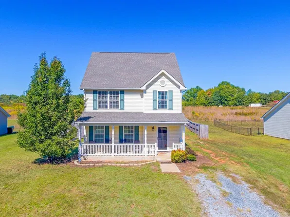 174 Stratford Pl, Madison Heights, VA 24572
