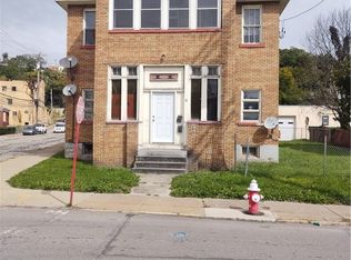 660 Woodward Ave, Mc Kees Rocks, PA