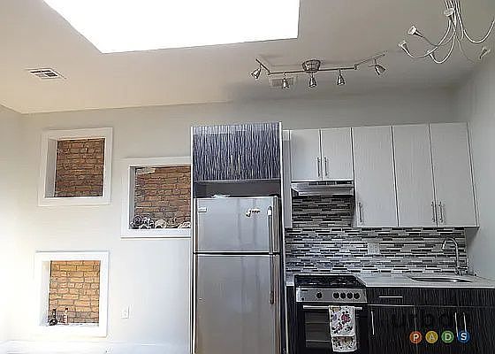 1st image of 314 Van Buren St #4
