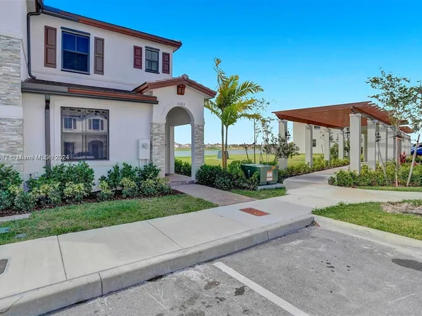10182 SW 228th Ter, Miami, FL 33190