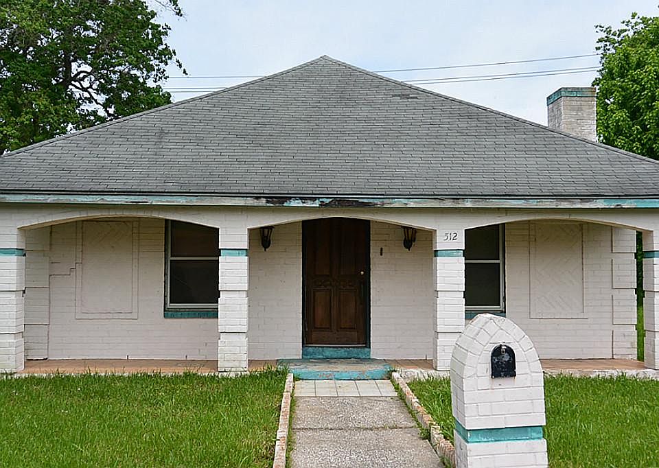 1st image of 512 Bolster St