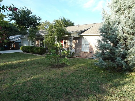 4th image of 2102 Kayewood Dr