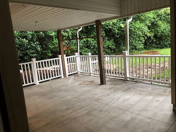 3rd image of 2114 Howard Rd