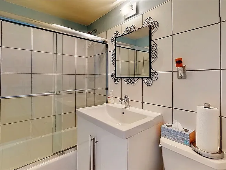 5311 Pembroke Pl — Photo 18