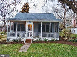 817 Shore Dr, Edgewater, MD 21037