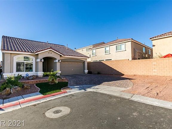 2nd image of 5539 Canelo Hills St