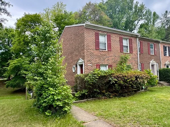 6415 Blarney Stone Ct, Springfield, VA 22152