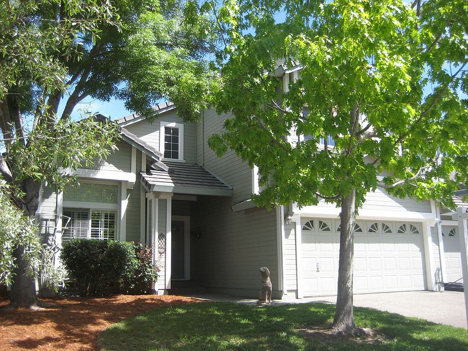 1st image of 250 Simon Dr