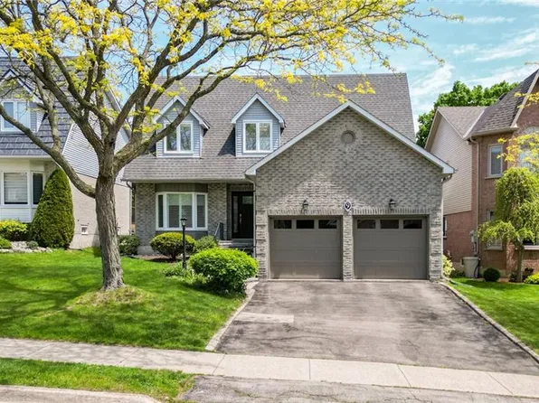 9 Golfview Cres, Hamilton, ON L9H 6V6