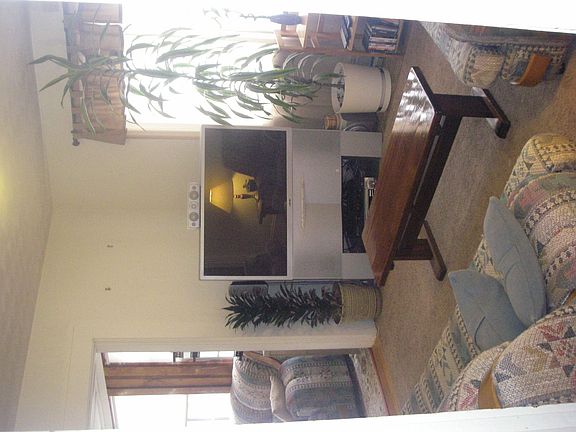 3rd image of 9 Mylod St