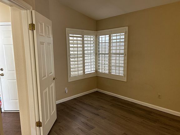 3rd image of 15822 N 5th Ave