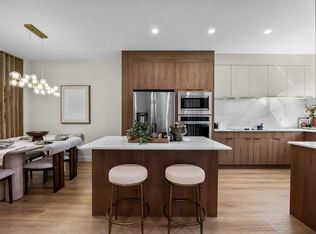 67 N Panatella Sq NW #302, Calgary, AB T3K6C7