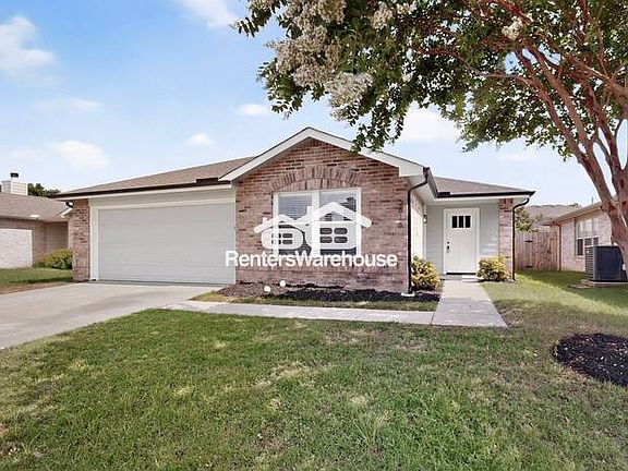 3rd image of 2616 Mountain View Dr