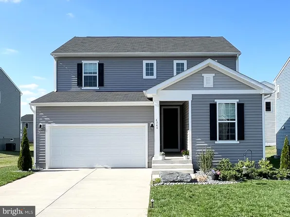 6366 Pointer Ln, King George, VA 22485
