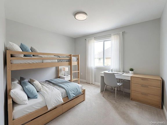 5th image of 31 Spring St Unit 1