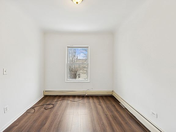 4th image of 7126 S Saint Lawrence Ave