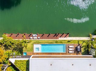 2288 Sunset Dr, Miami Beach, FL 33140