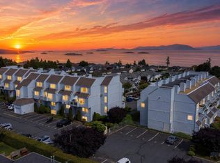 6231 Blueback Rd #102A, Nanaimo, BC V9V1J3