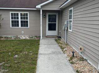 130 Charlton Rd, Hubert, NC 28539