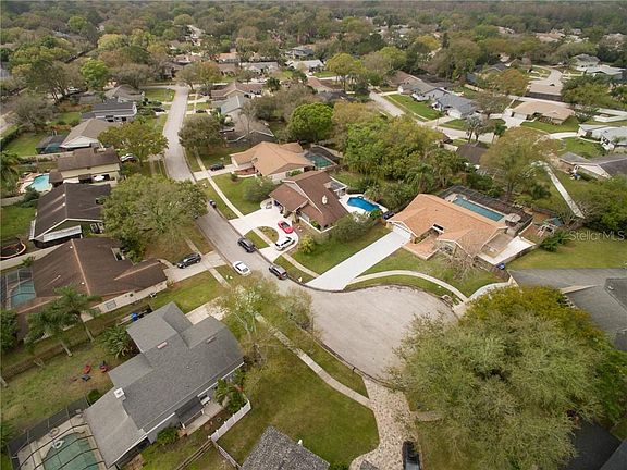 3rd image of 14812 Saint Ives Pl