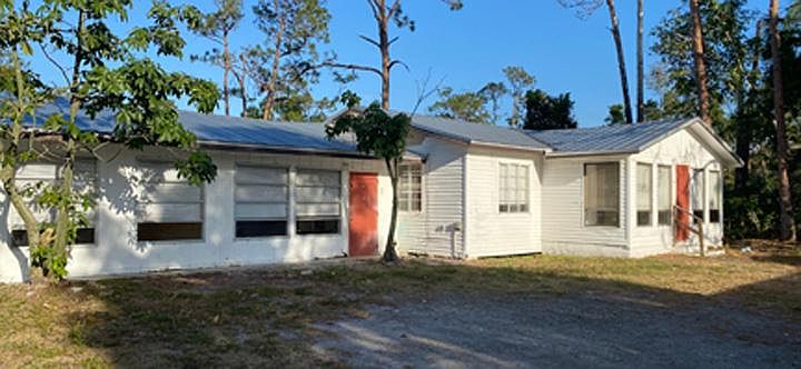 1st image of 7656 Hart Dr