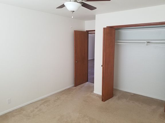 Good size bedrooms & closets