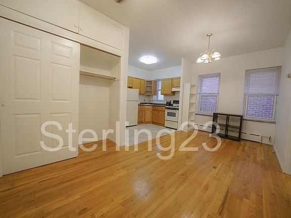 2nd image of 2514 27th St APT 2