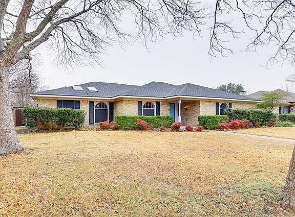 2nd image of 132 Spring Creek Dr