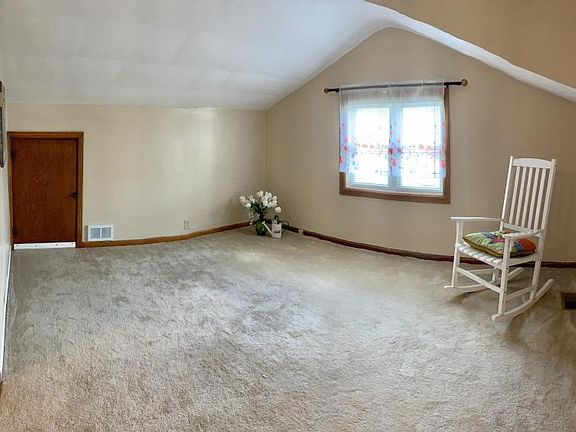 5th image of 410 N Cleveland Ave