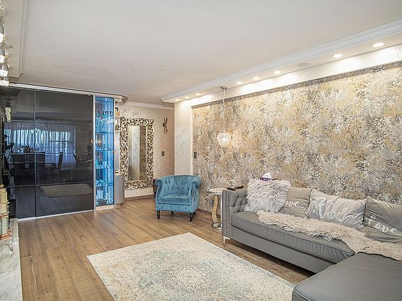 3rd image of 458 Neptune Ave APT 14P