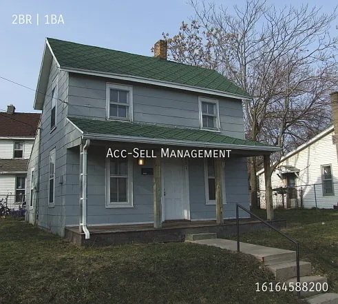 SW 2 Bedroom home at 651 Butterworth — Photo 1