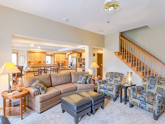 3rd image of 3760 E Acacia Dr