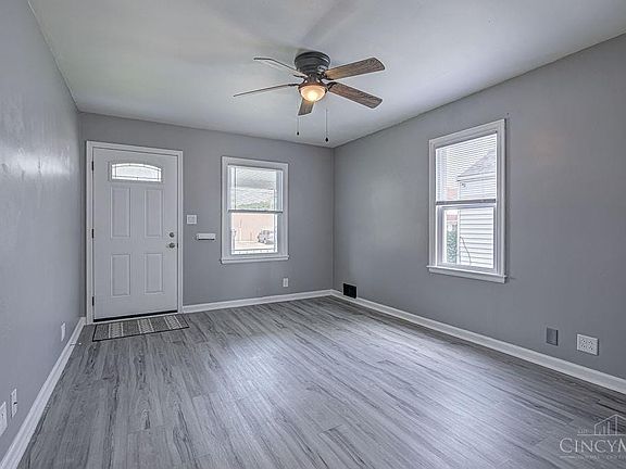 2nd image of 1081 Weller Ave