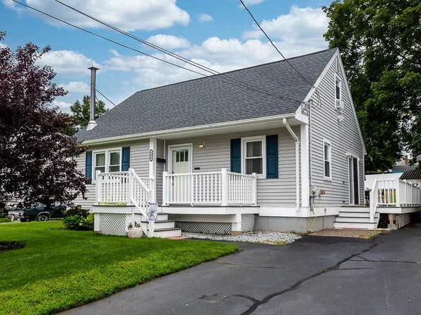 131 King St, Blackstone, MA 01504