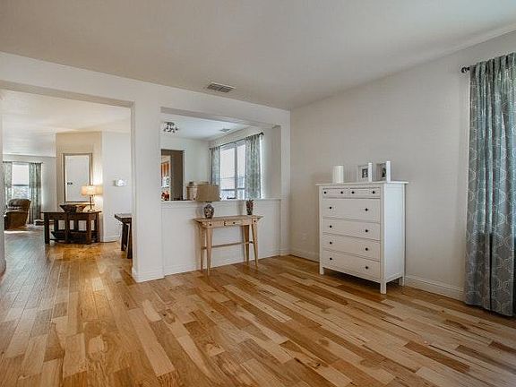 4th image of 2587 Vaquero Vista Dr