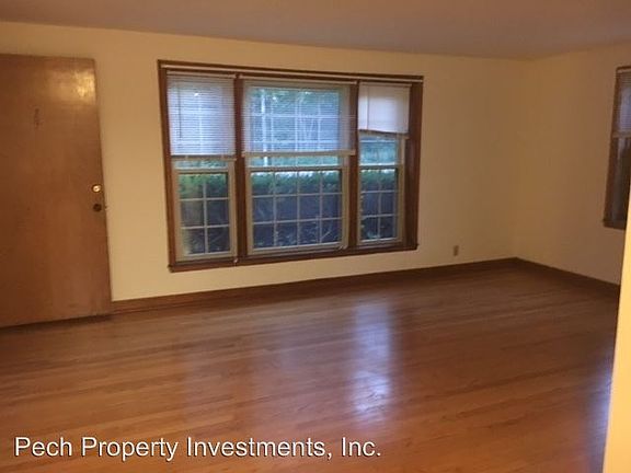 5th image of 4320 N Wilson Dr APT 1