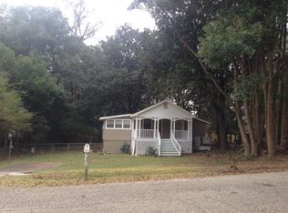 554 Johnson St, Fairhope, AL 36532