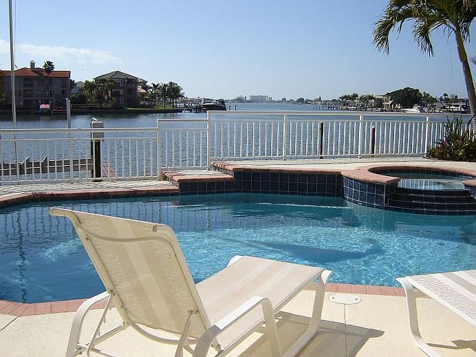 1st image of 6212 Pasadena Point Blvd