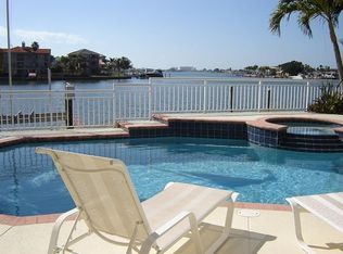 6212 Pasadena Point Blvd, Gulfport, FL 33707