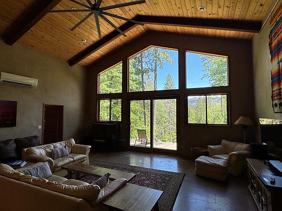 5th image of 4152 S Summit View Dr