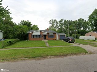 1402 Flamingo Dr, Mount Morris, MI