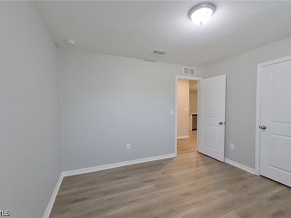5th image of 18310 Gibraltar Ln
