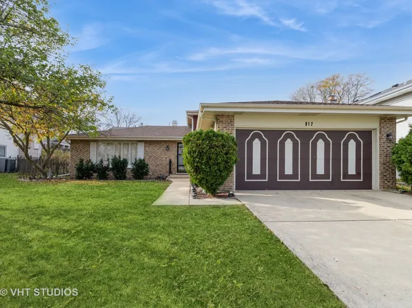 812 Cherry Dr, Schaumburg, IL 60194