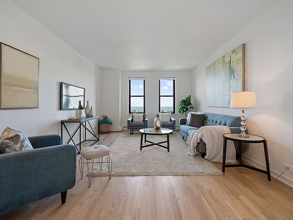 3rd image of 2100 N Lincoln Park W APT 10CN