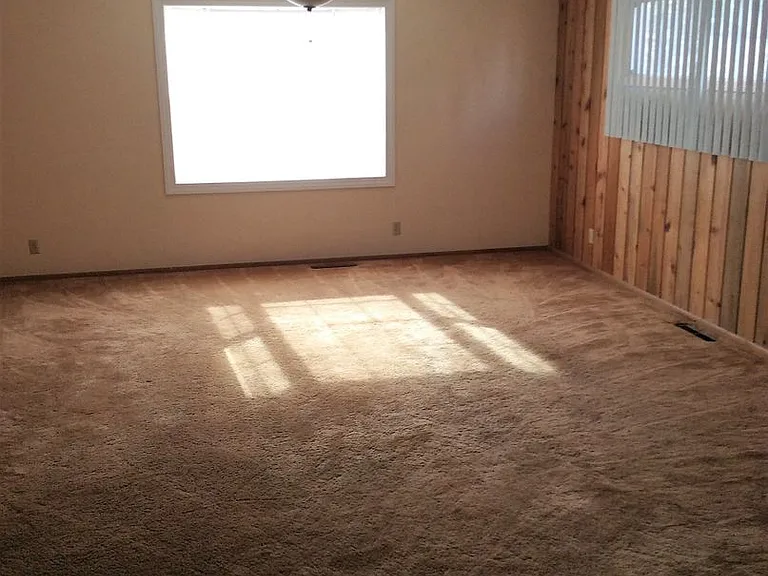 403 Highway 405b Ave — Photo 7