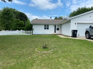 401 2nd Ct, Saint Joseph, IL