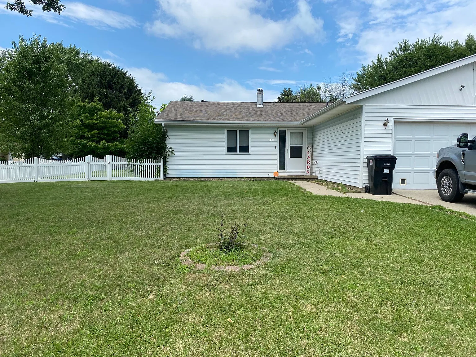 401 2nd Ct photo 1